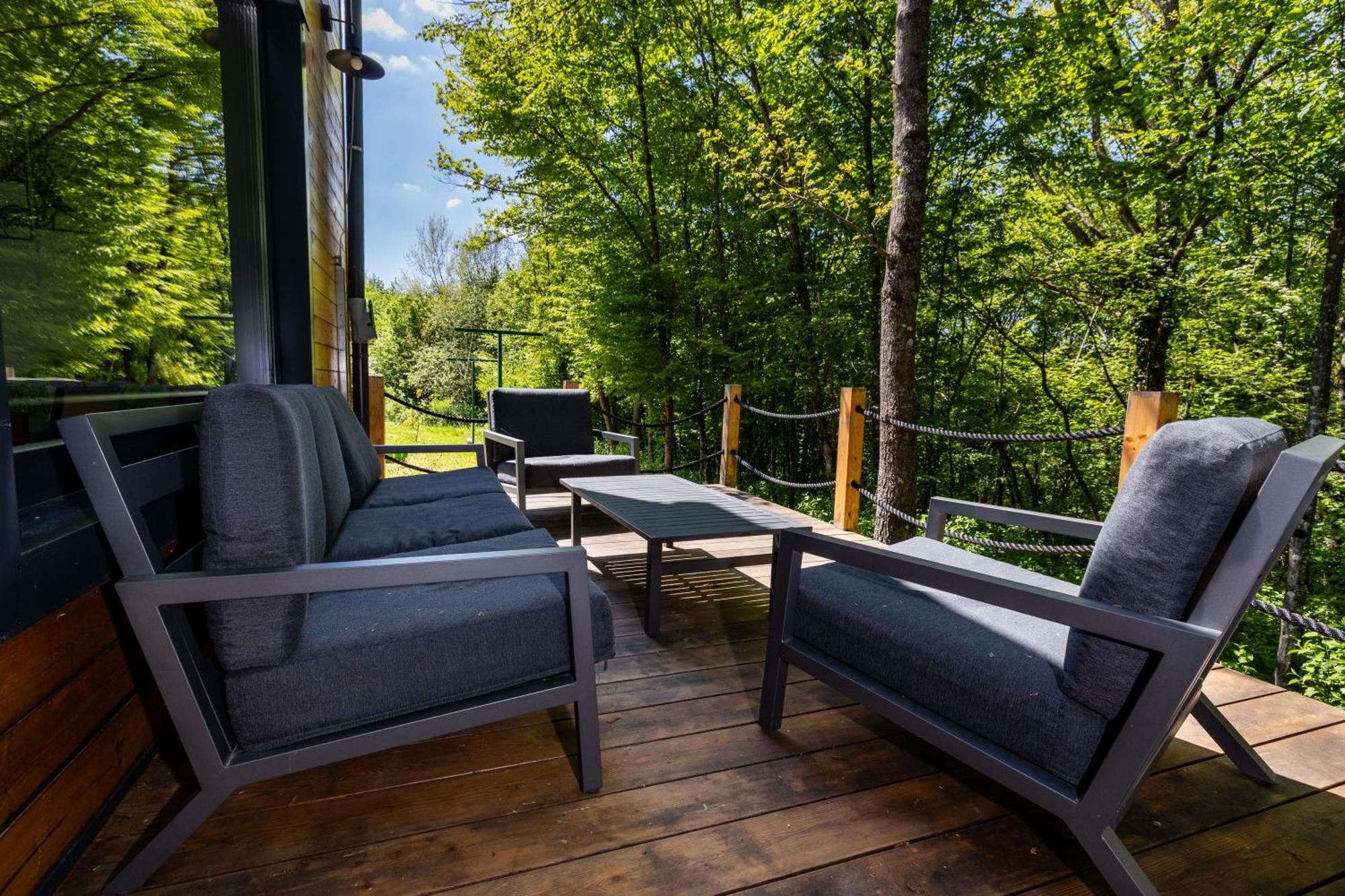 Tree Elements Treehouse Retreat Apartment Slunj Exterior foto